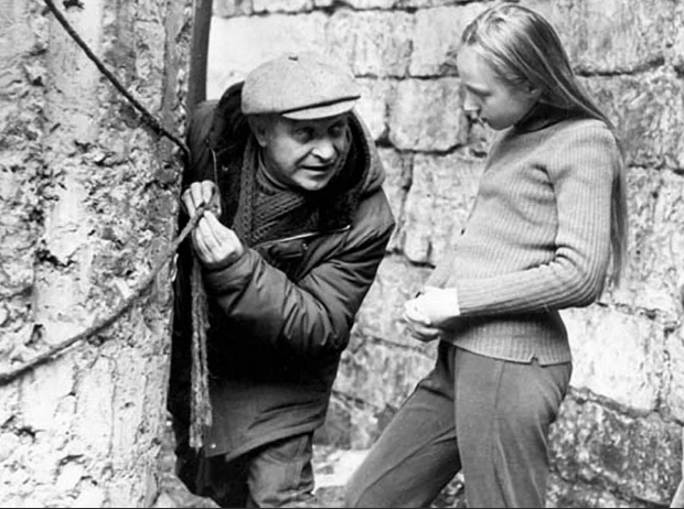 Ролан Быков с Кристиной Орбакайте на съемках фильма ЧУЧЕЛО, 1983
