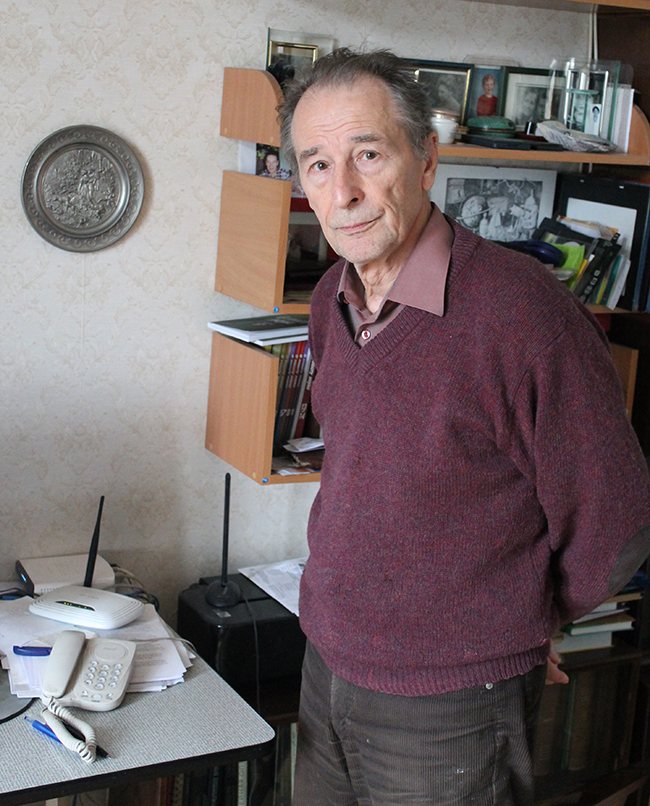 Евгений Борисович Александров у себя дома, 2016 год. Фото Людмилы Безруковой