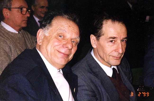 Академики Жорес Алфёров и Евгений Александров (справа). Фото из личного архива Евгения Александрова